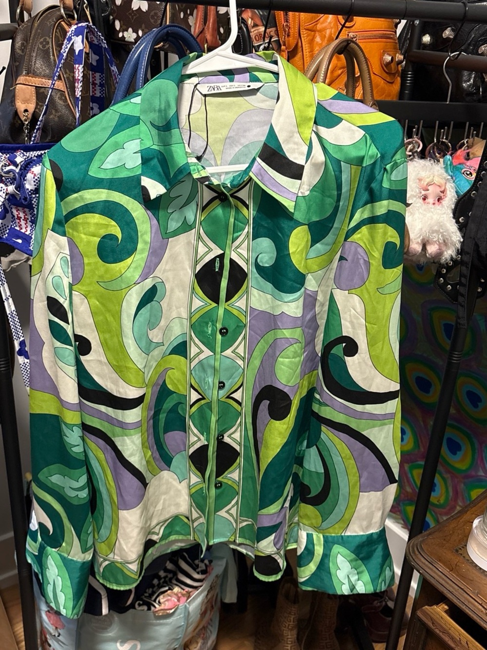 Zara Green Multi-Color Satin Button-Down Shirt